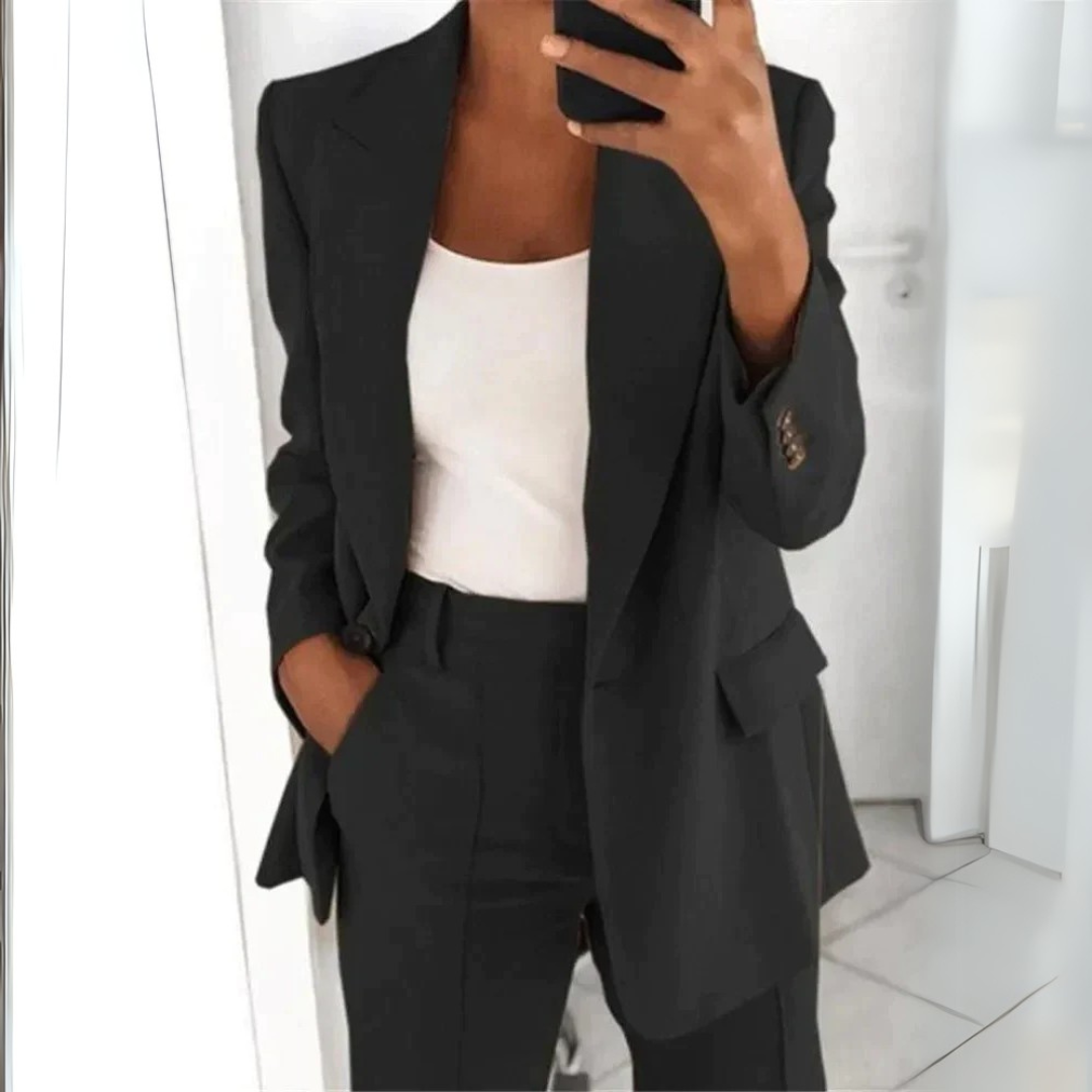 Cassia | Flattering Chic Set