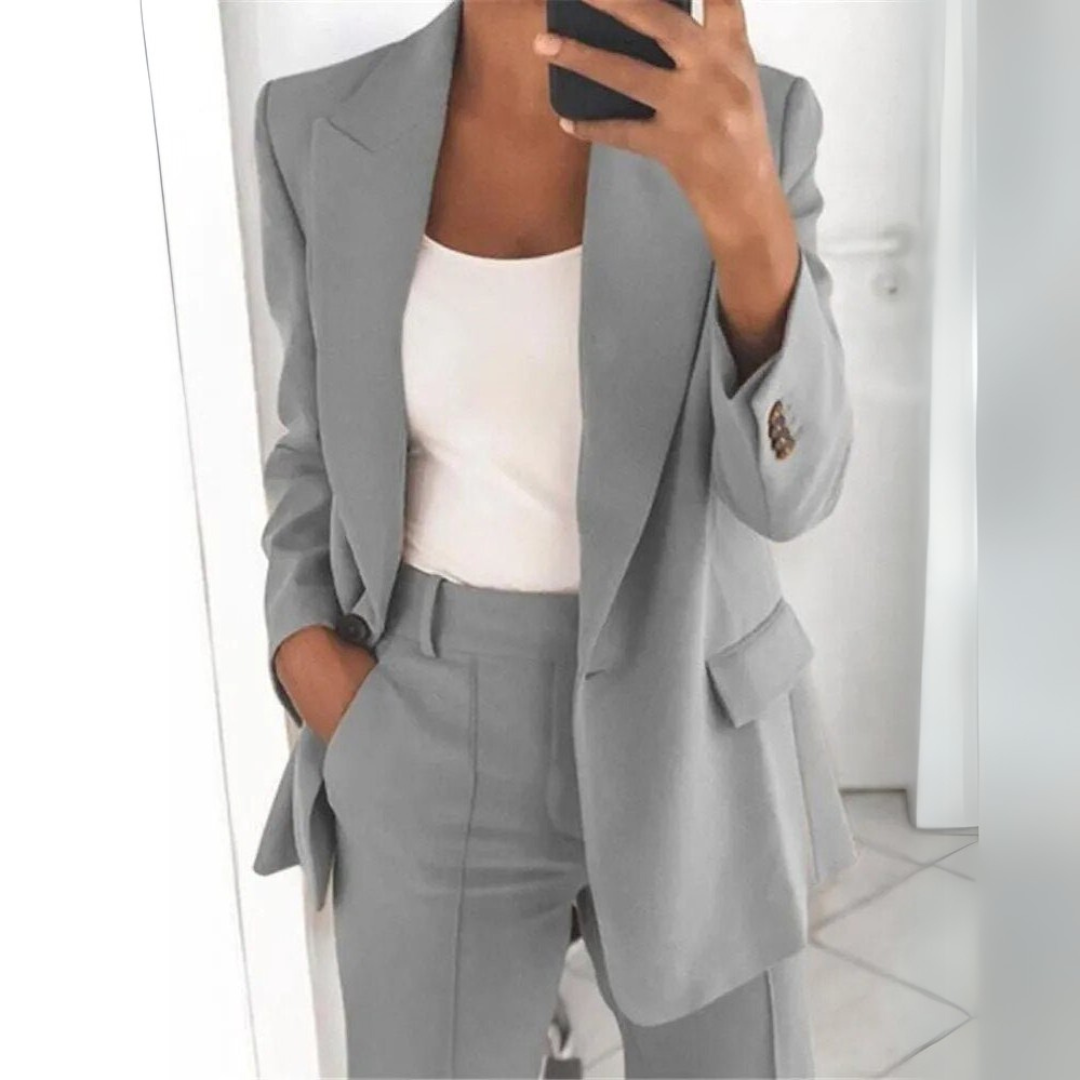 Cassia | Flattering Chic Set