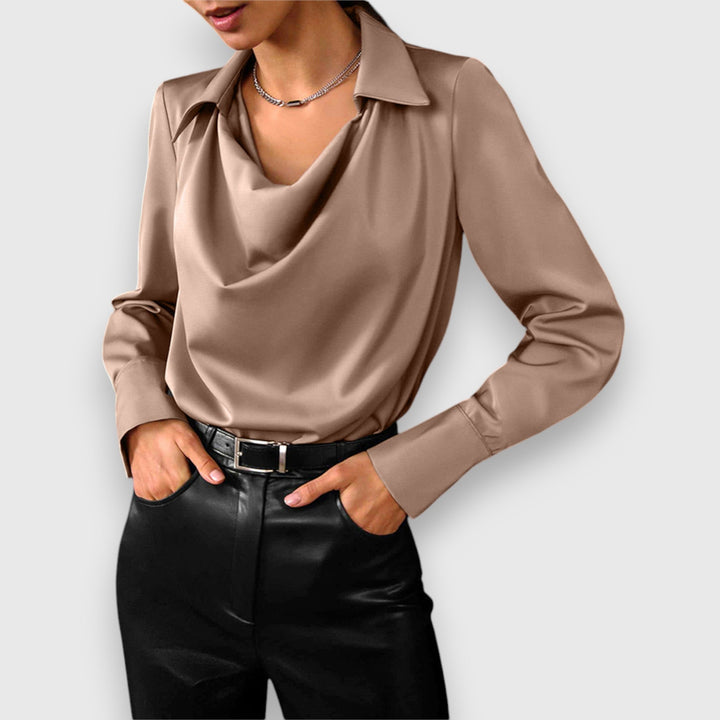 Ivanna | Flattering Comfort Blouse