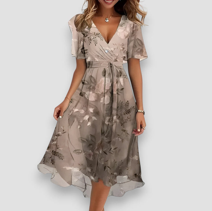 Lucina | Flattering Timeless Dress